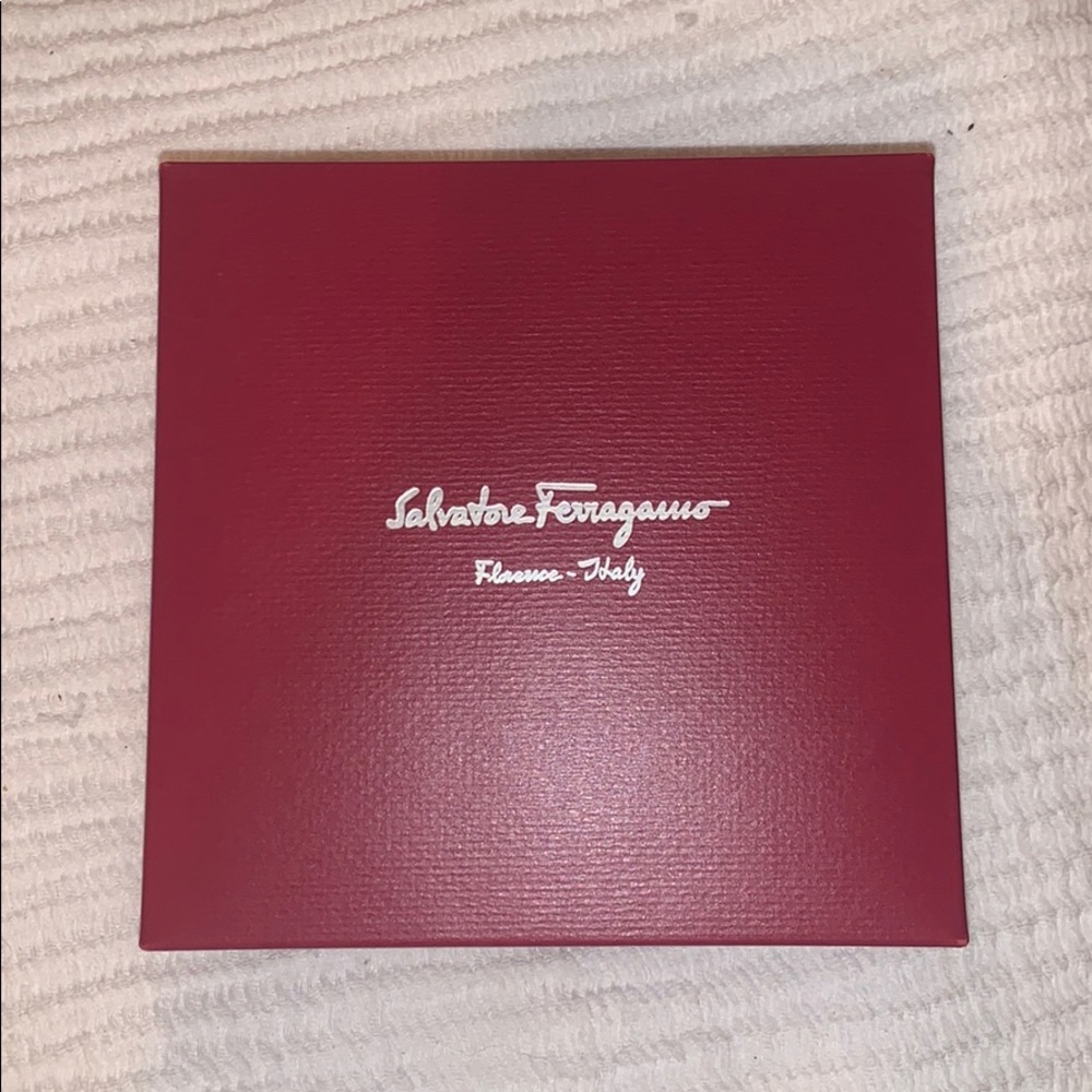 FERRAGAMO BOX AND BAG AND TAG